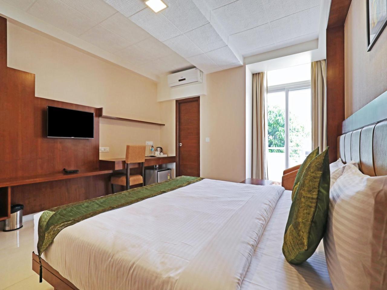 Hotel Treebo Akshaya Bull Temple Bangalore Esterno foto