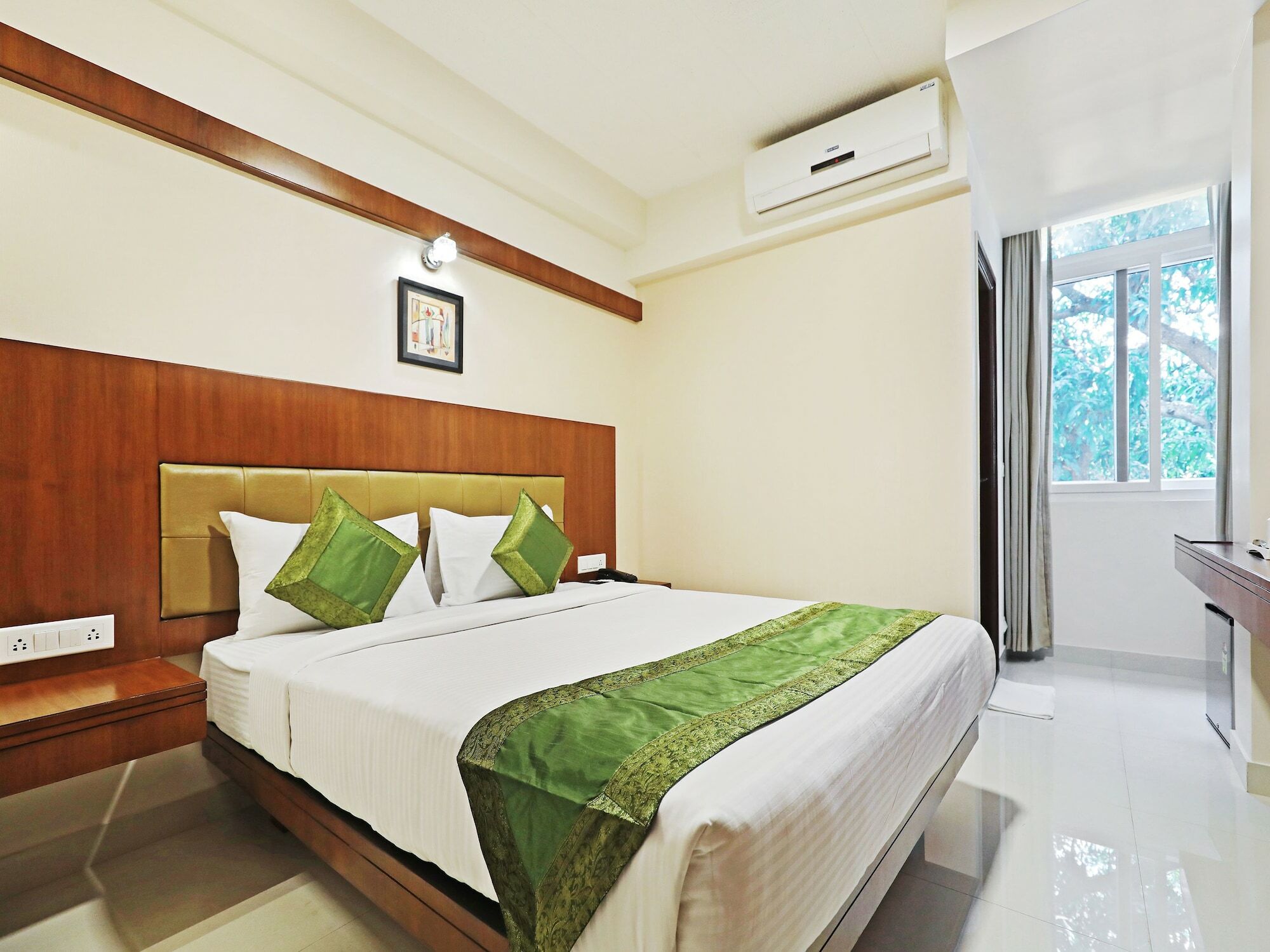Hotel Treebo Akshaya Bull Temple Bangalore Esterno foto